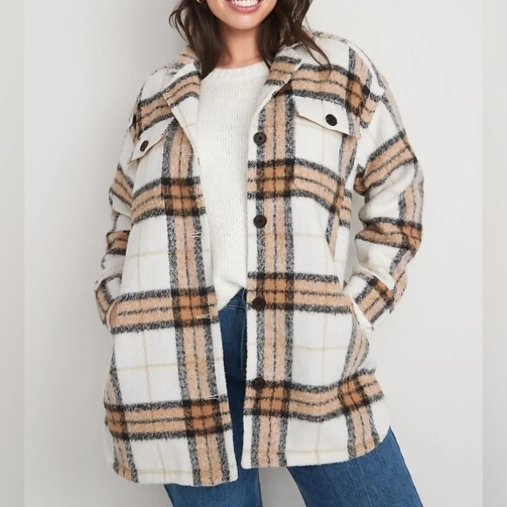 Old Navy Plaid Sherpa Jacket Petite Small Button Front Coat Tan Cream Black Warm